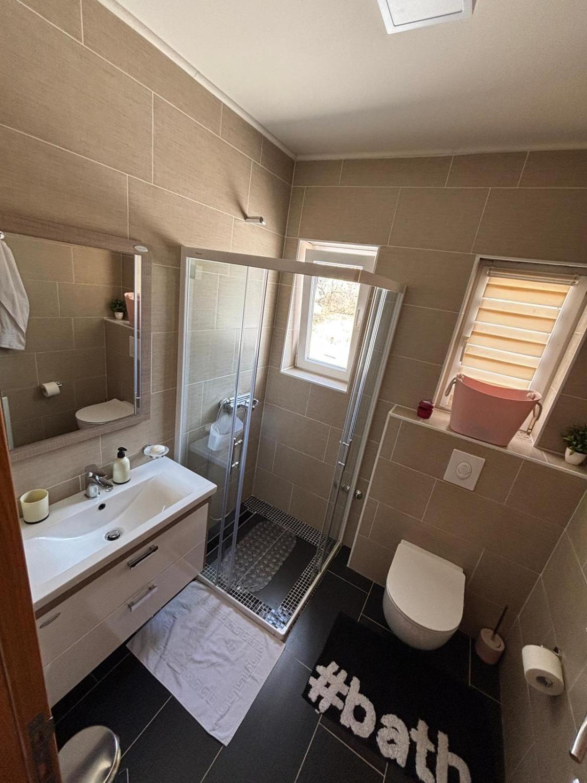 Sobe I Apartman R Bileća Esterno foto