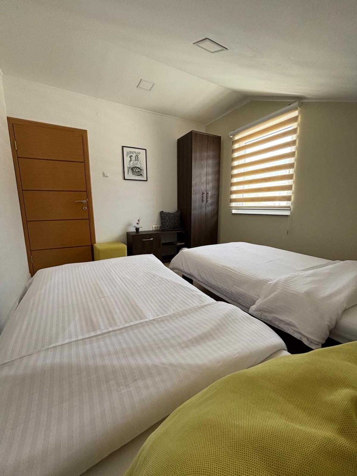 Sobe I Apartman R Bileća Esterno foto